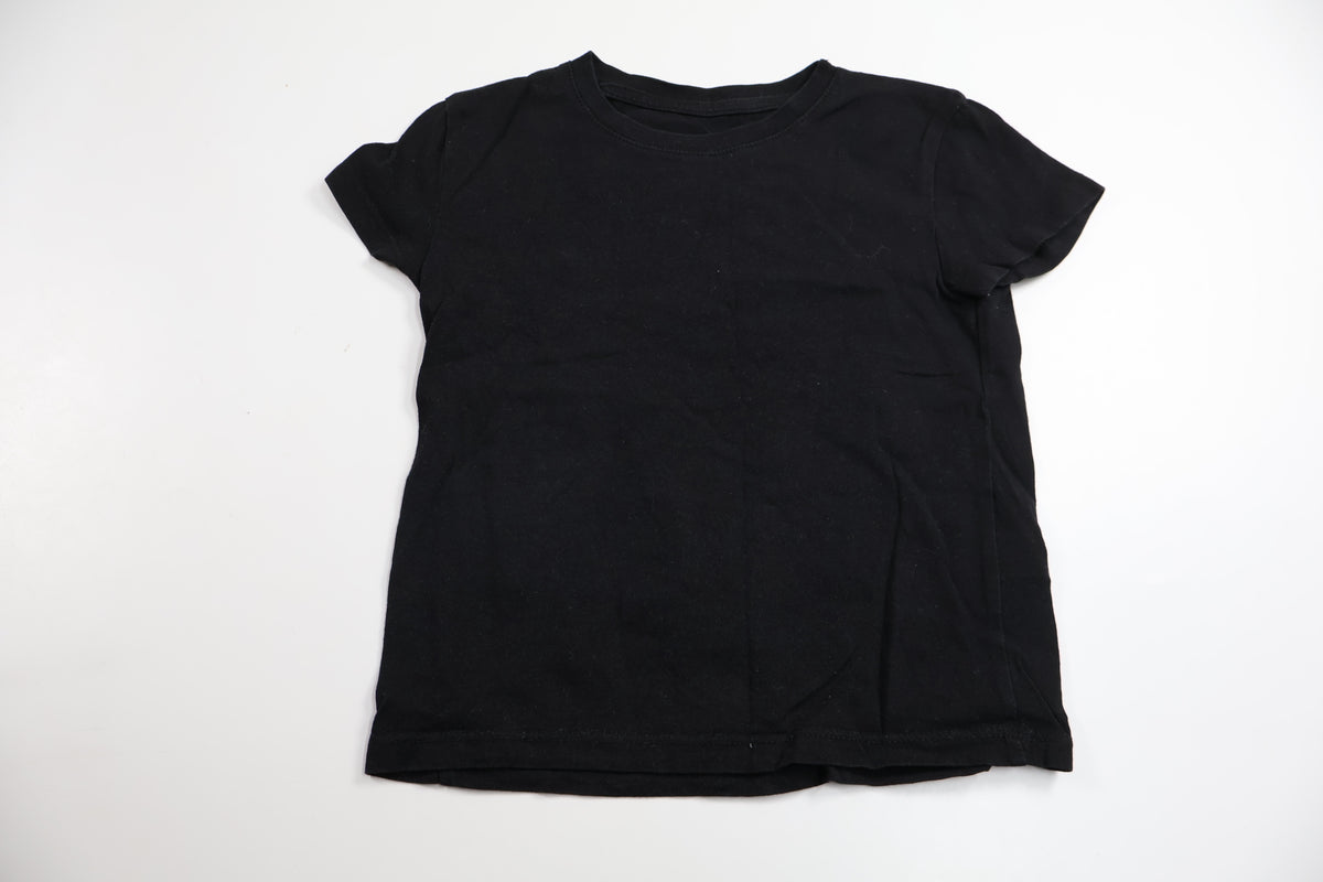 T-shirt från H&M - Storlek 98/104 - Svart