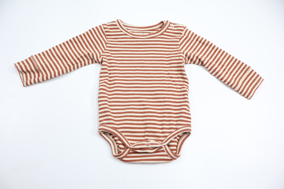 Ribbad body från Minimarket - Storlek 68 - Brun