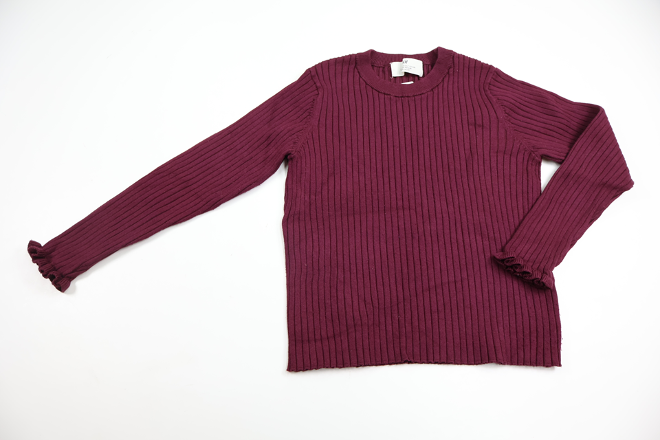 Stickad tröja från H&M - Storlek 122/128 - Vinröd
