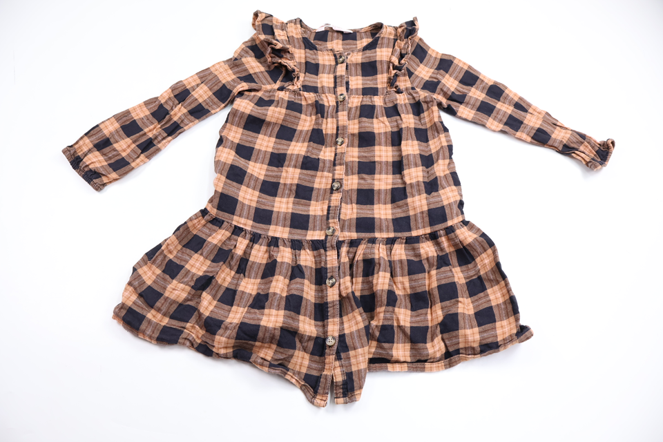 Rutig klänning från H&M - Storlek 122 - Brun