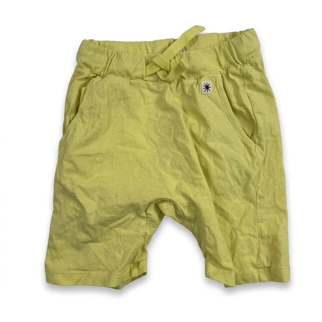 Shorts från Lindex - Storlek 92 - Gul