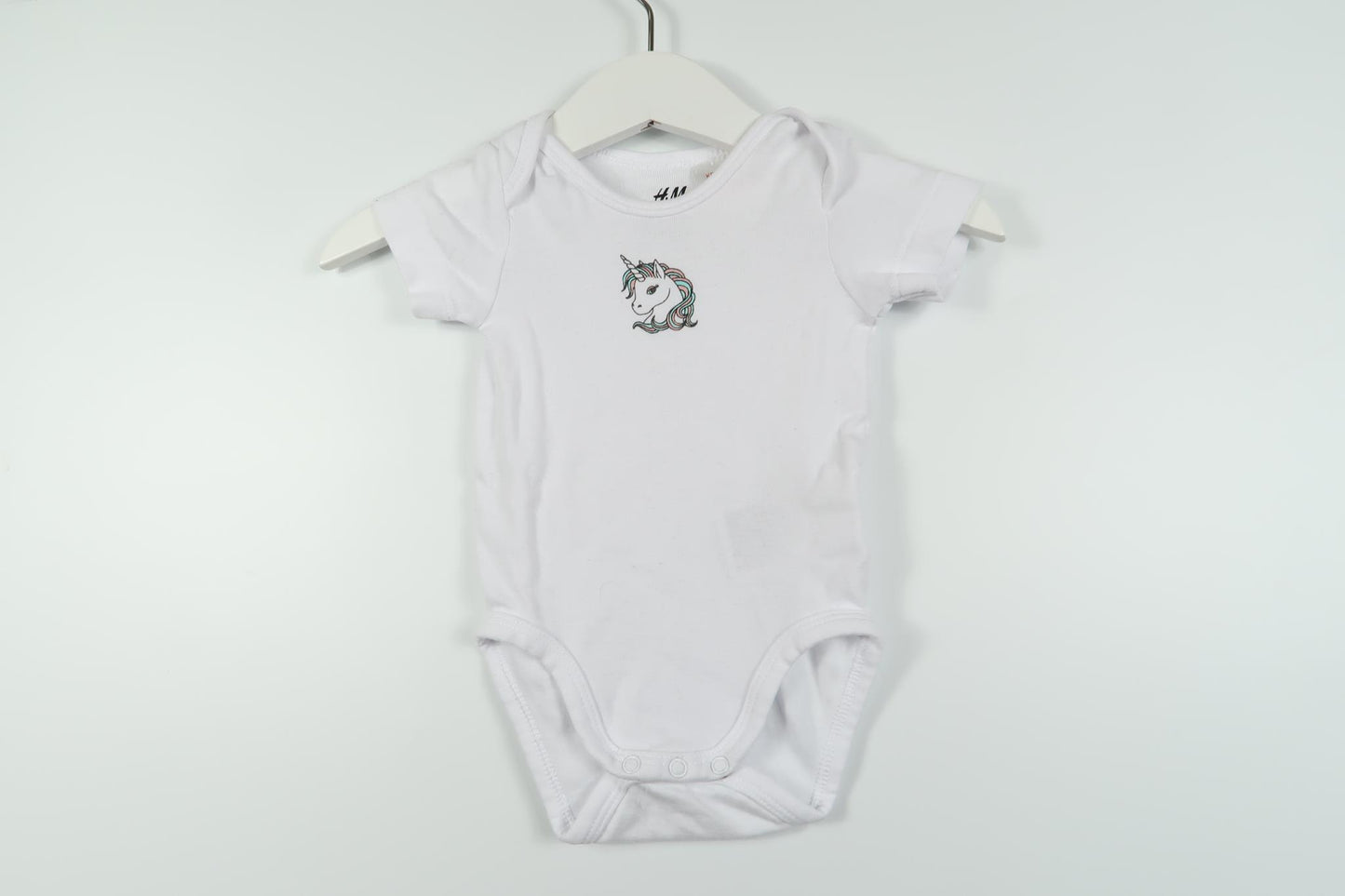 SHORT-SLEEVED UNICORN BODYSUIT FROM H&amp;M - SIZE 56