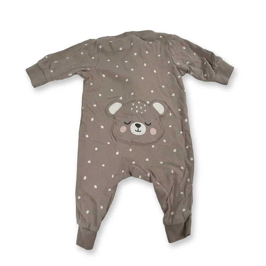 Prickig pyjamas från Kappahl - Storlek 56 - Brun