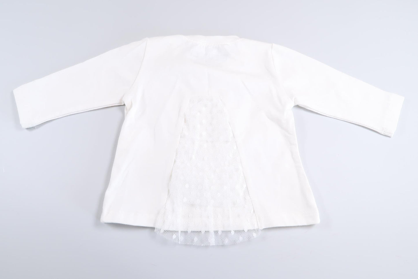 White long-sleeved sweater with pearls and lace details from Ebito in size 68