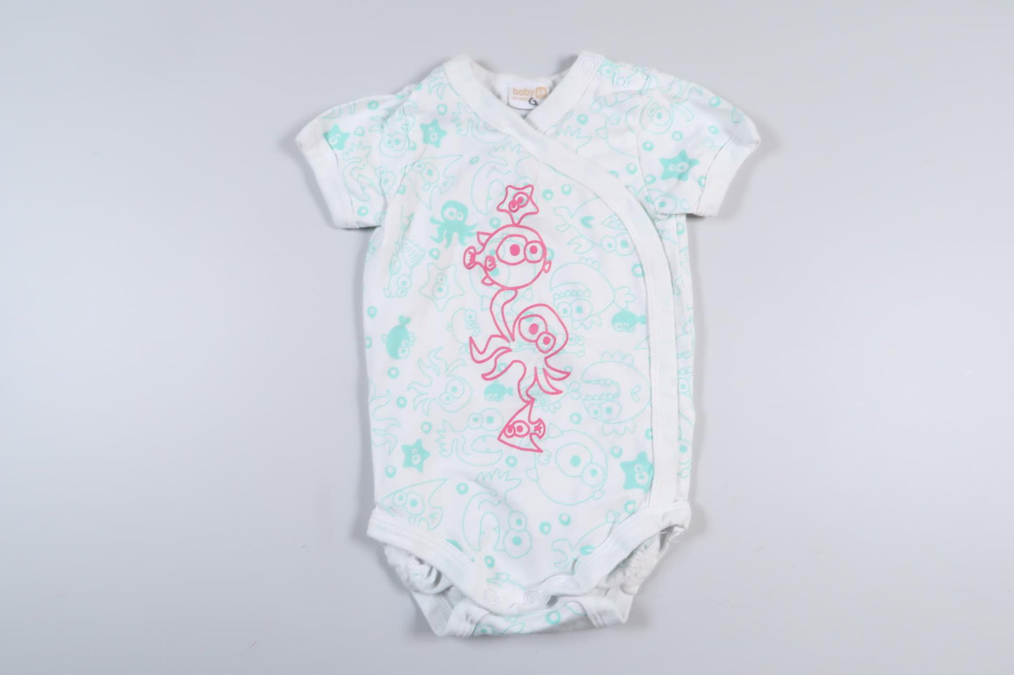 Short-sleeved wrap bodysuit with fish from Lindex in size 68
