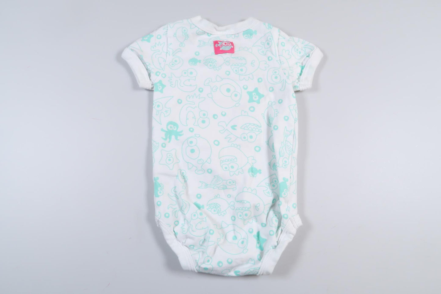 Short-sleeved wrap bodysuit with fish from Lindex in size 68