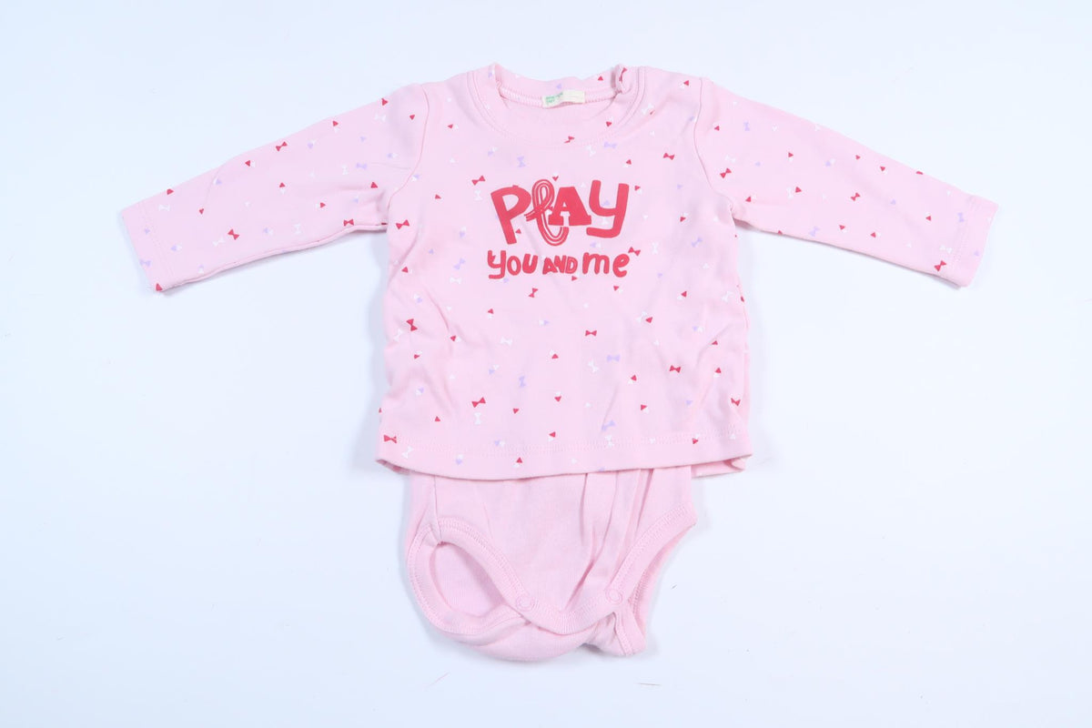 Pink sweater with built-in body from Benetton in size 62/68