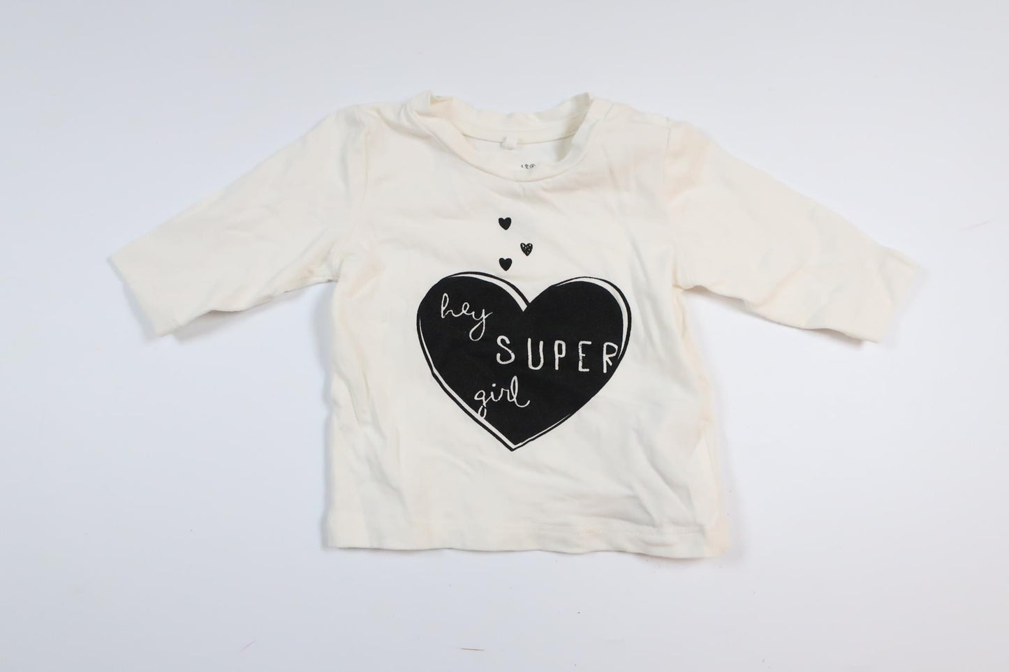 Off-white long-sleeved sweater with hearts from Name It in size 50