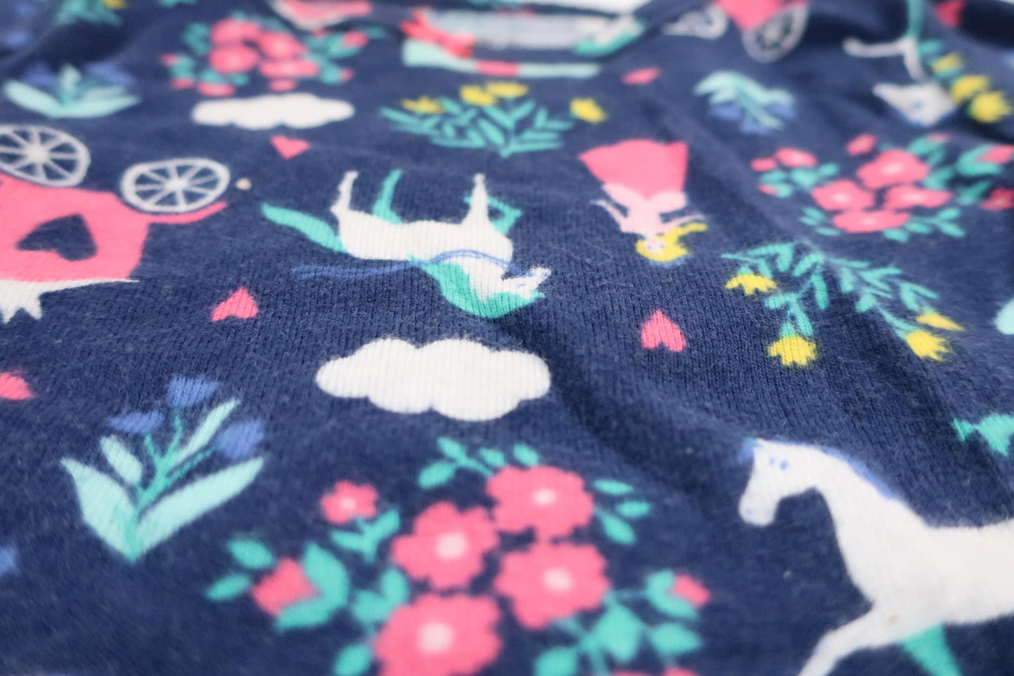 Navy blue two-piece pajamas from Carter's in size 6 M
