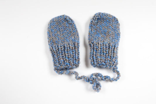 Home-knitted mittens from Unknown - Size 50/56 - Gray