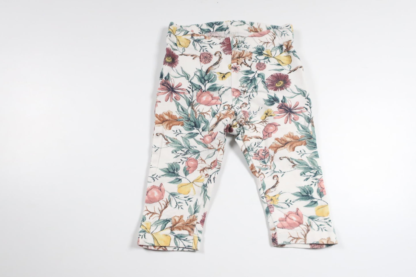 Floral trousers with ruffles from Lindex - Size 62 - Multi