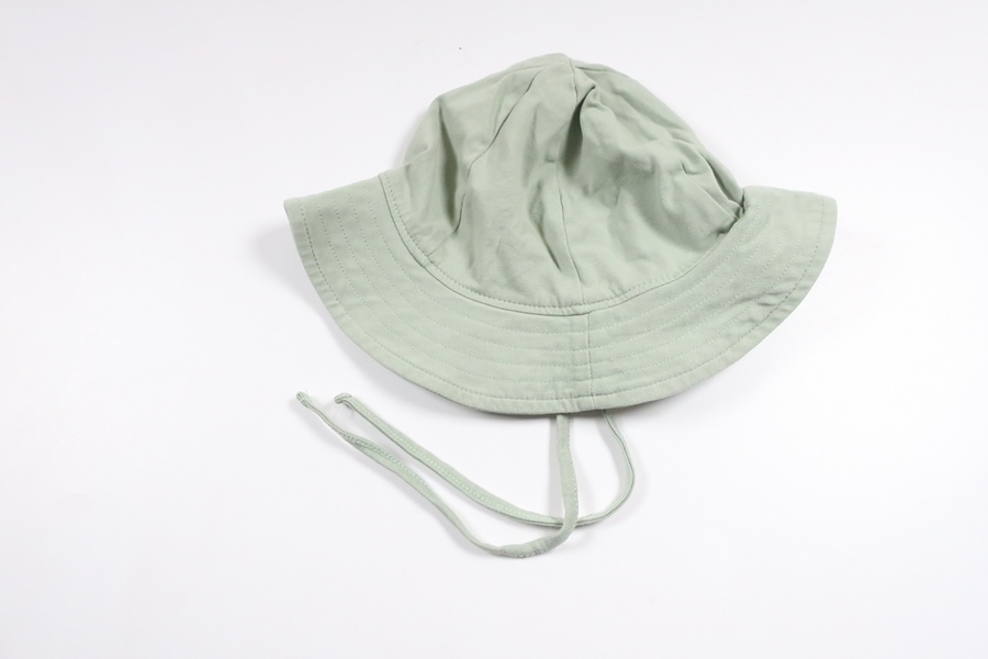 Soft sun hat from Lindex - Size 48/50 - Green