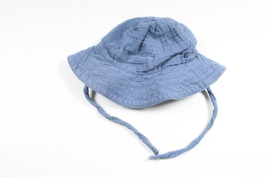 Sun hat from Lindex - Size 40/42 - Blue