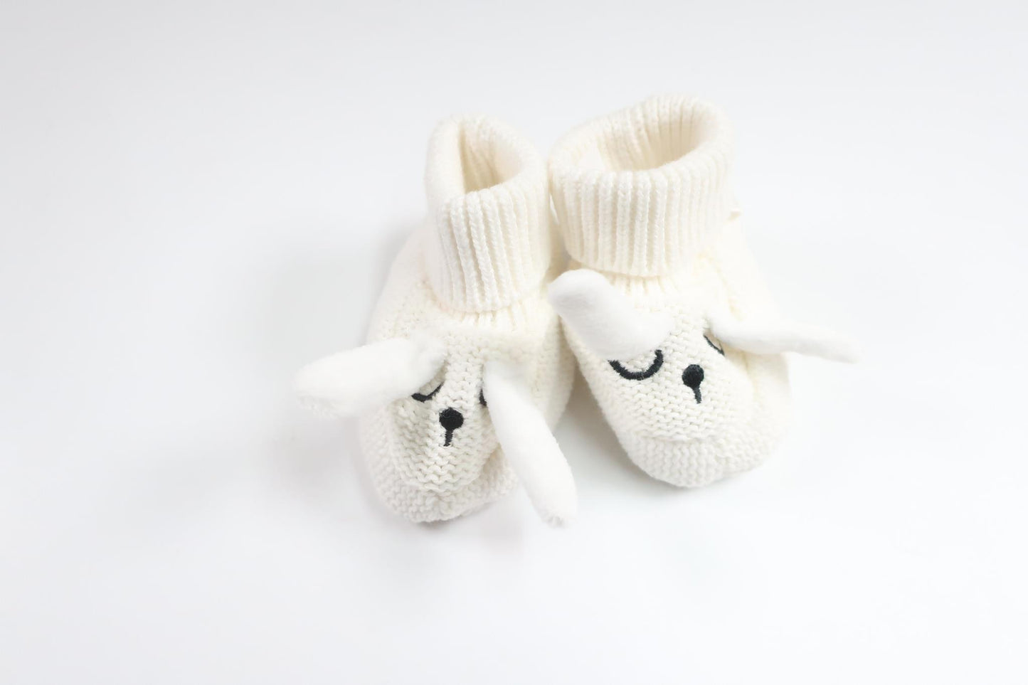 Knitted booties from Unknown - Size 62/68 - White