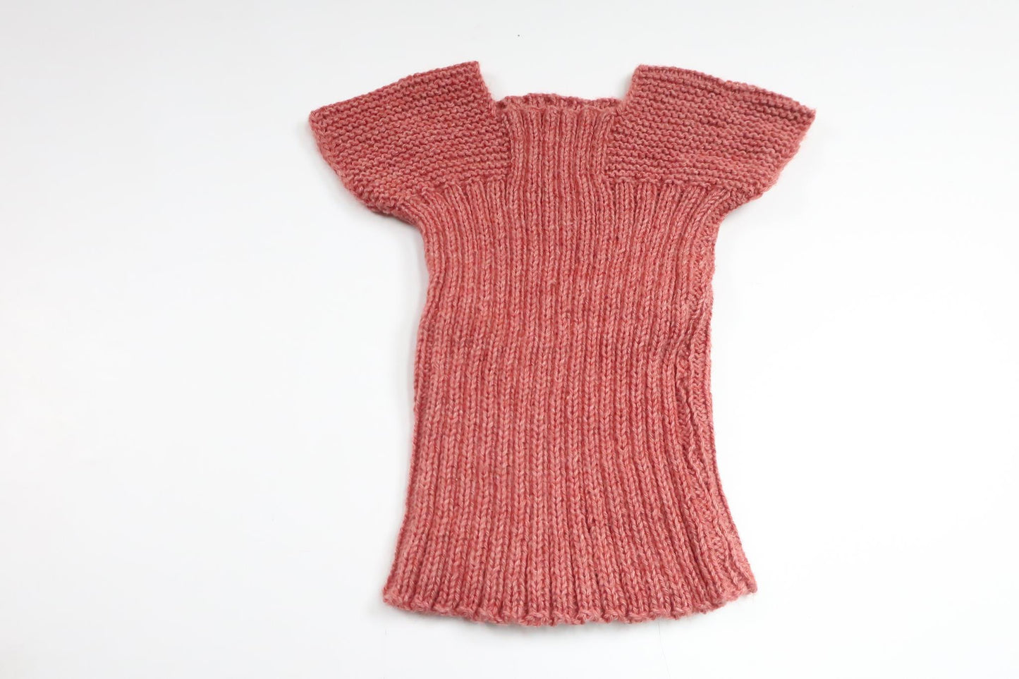 Knitted sweater from Hemstickat - Size 50/56 - Pink