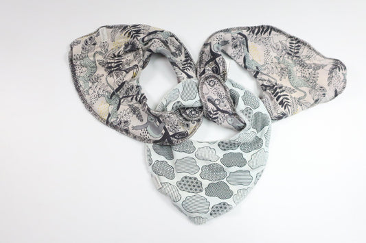Bib from Fixoni - Size One size - Blue