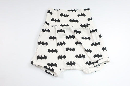 Shorts with Batman from H&amp;M - Size 62 - Off-white
