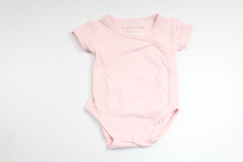 Wrap bodysuit from Tiny Treasure - Size 56 - Pink