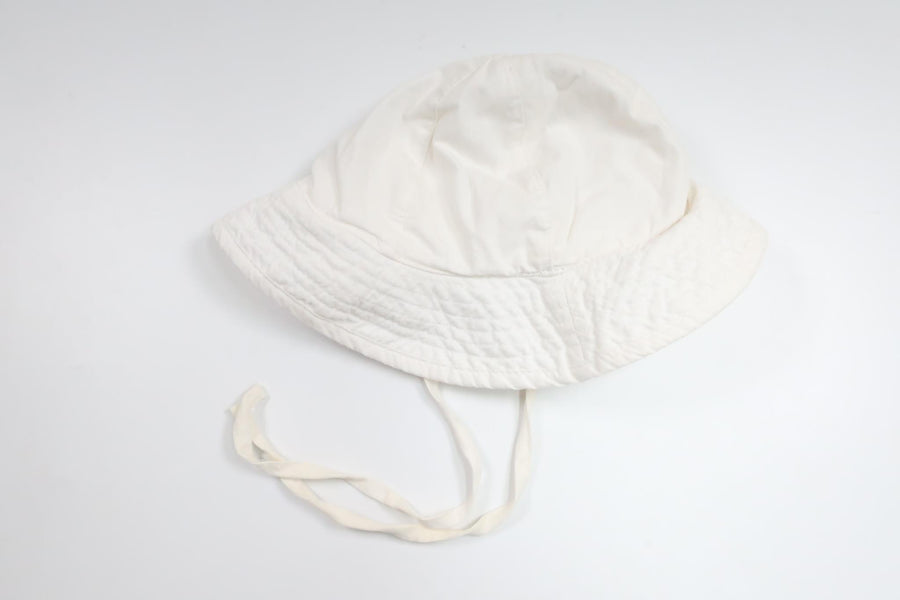 Sun hat from Polarn o. Pyret - Size 42 - White