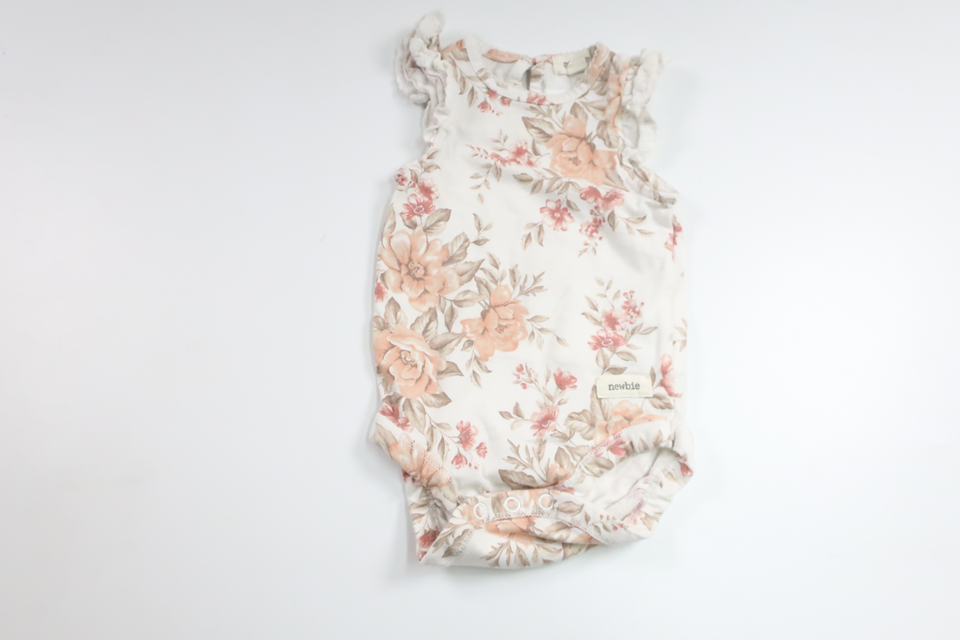 Linen bodysuit from Newbie - Size 62 - White
