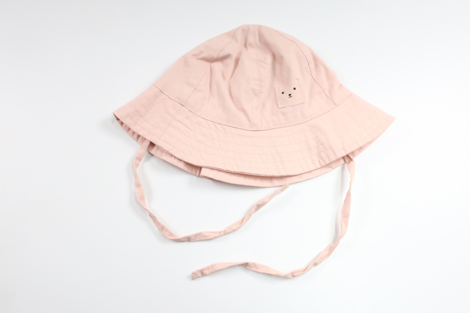 Sun hat from Kappahl - Size 40/42 - Pink