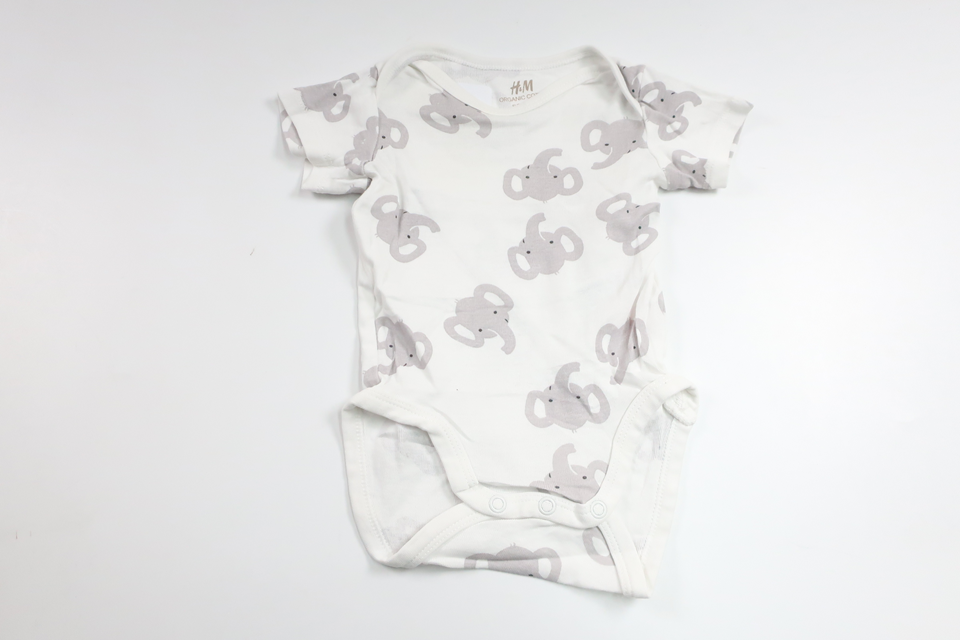 Bodysuit with elephants from H&M - Size 62 - White