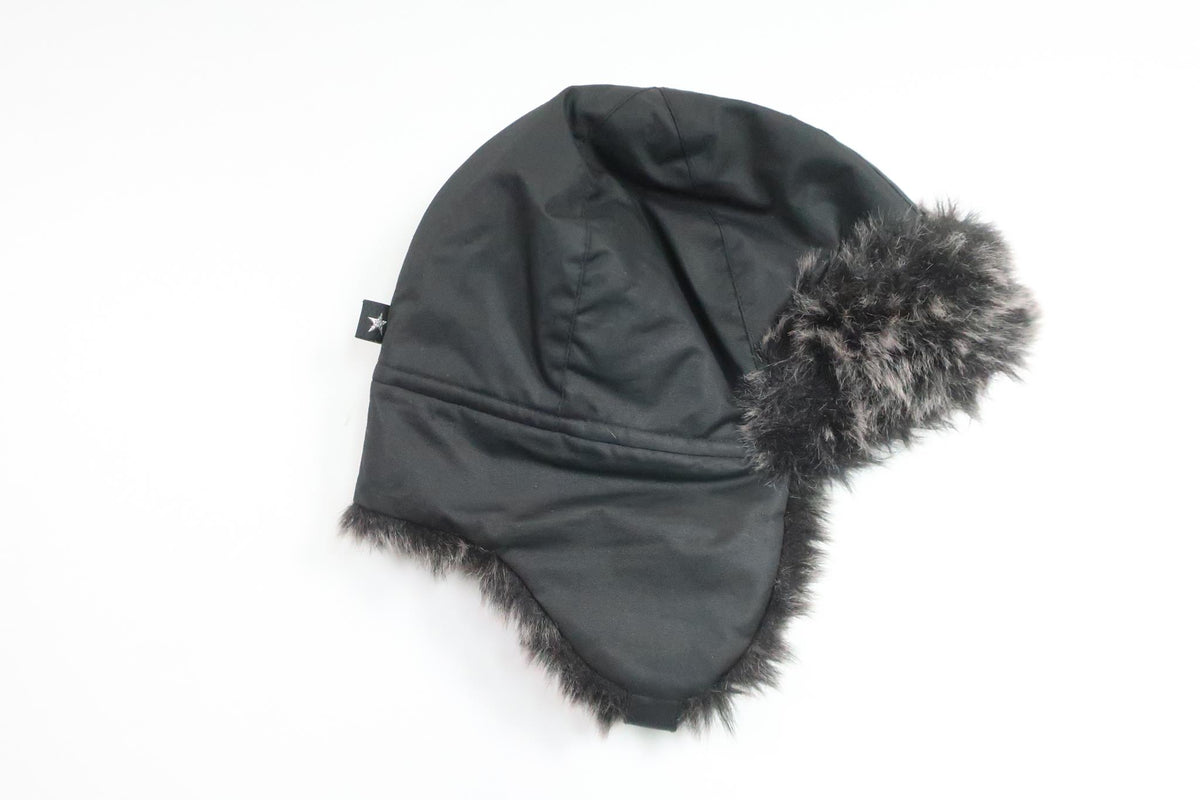 Winter hat/Helmet hat from Unknown - Size 46 - Black