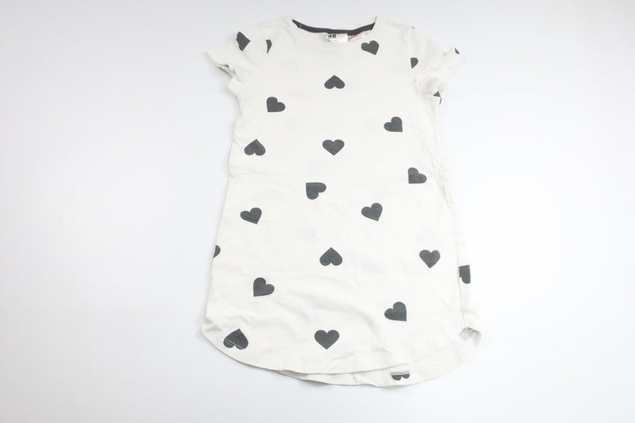 Nightgown with hearts from H&M - Size 110/116 - White