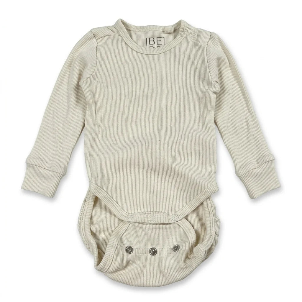 Body från BEBE - Storlek 60 - Vit