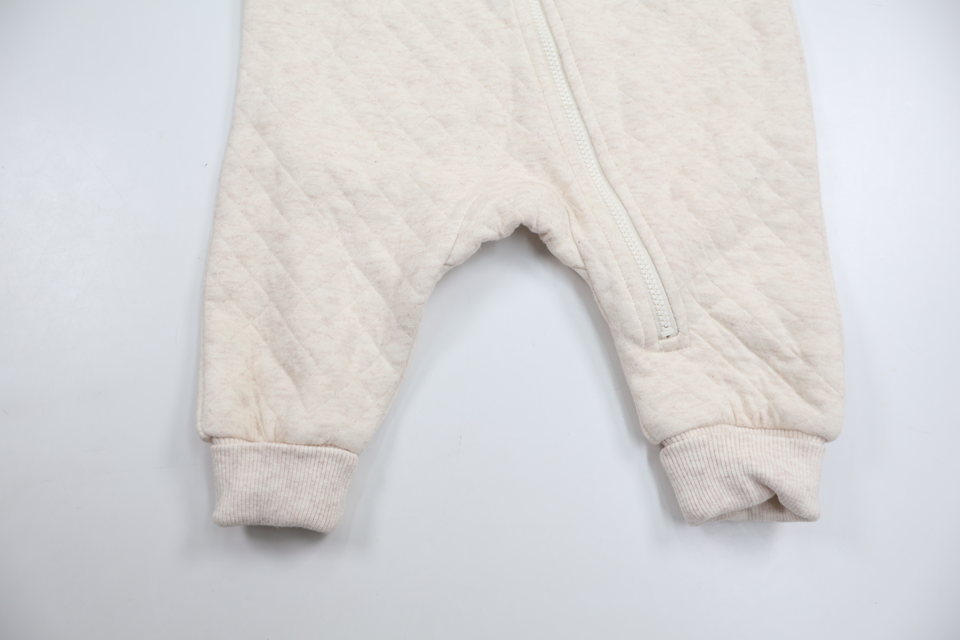 Quiltad overall från My Wear Baby - Storlek 62 - Benvit