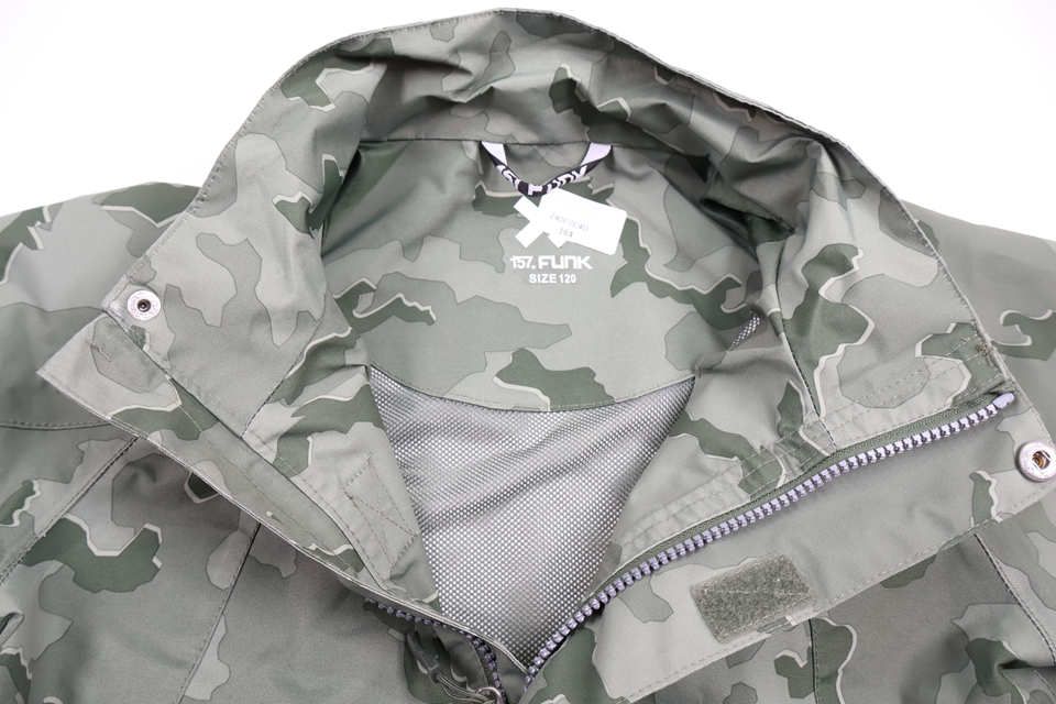 Camouflage shell jacket from Funk - Size 120 - Green