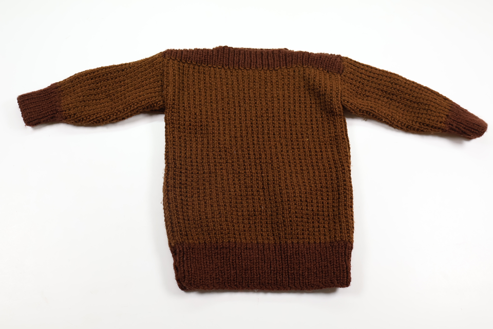 Knitted sweater from Hemstickat - Size 98 - Brown