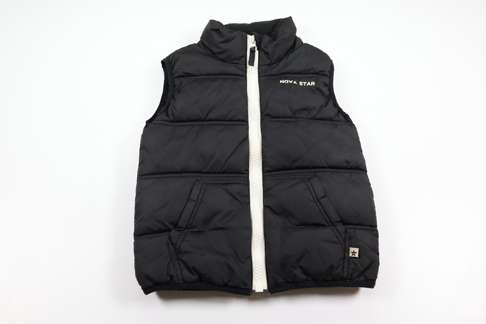 Padded vest from Nova Star - Size 98 - Black