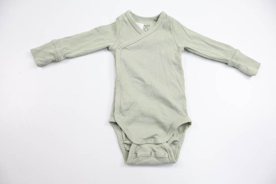 Ribbad body från Lindex - Storlek 56 - Grön