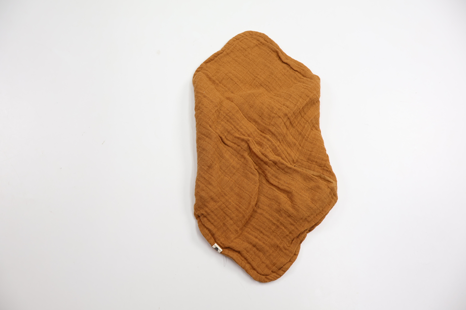 Haklapp från Bibs Denmark - Storlek One size - Brun