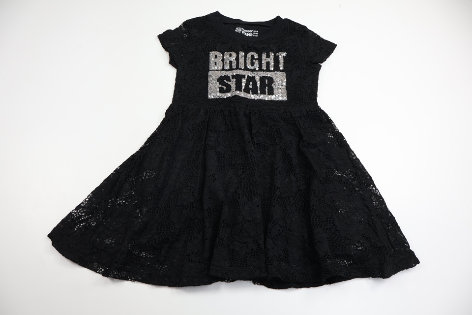 Klänning från My Wear Young - Storlek 98/104 - Svart