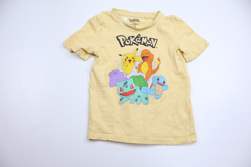 T-shirt med Pokémon från C&A - Storlek 110 - Gul