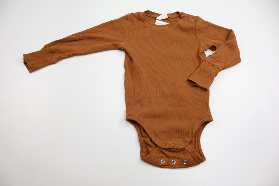 Ribbad body från Kappahl - Storlek 80 - Brun
