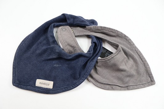 Tvåpack haklappar från Newbie - Storlek One size - Multi
