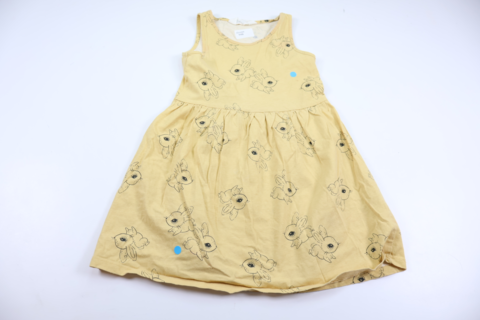 Dress with rabbits from H&amp;M - Size 110/116 - Yellow