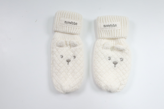 Knitted mittens with teddy bears from Newbie - Size One size - White