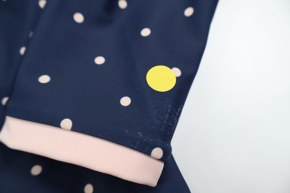 UV-tröja från H&M - Storlek 86/92 - Marinblå