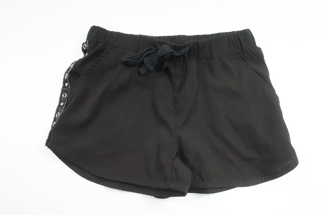Shorts from How to Kiss a Frog - Size 104 - Black