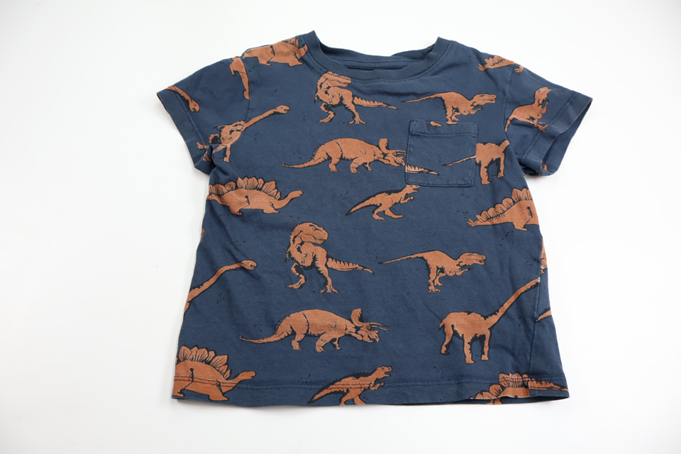 Dinosaur T-shirt from Åhléns - Size 98/104 - Navy blue