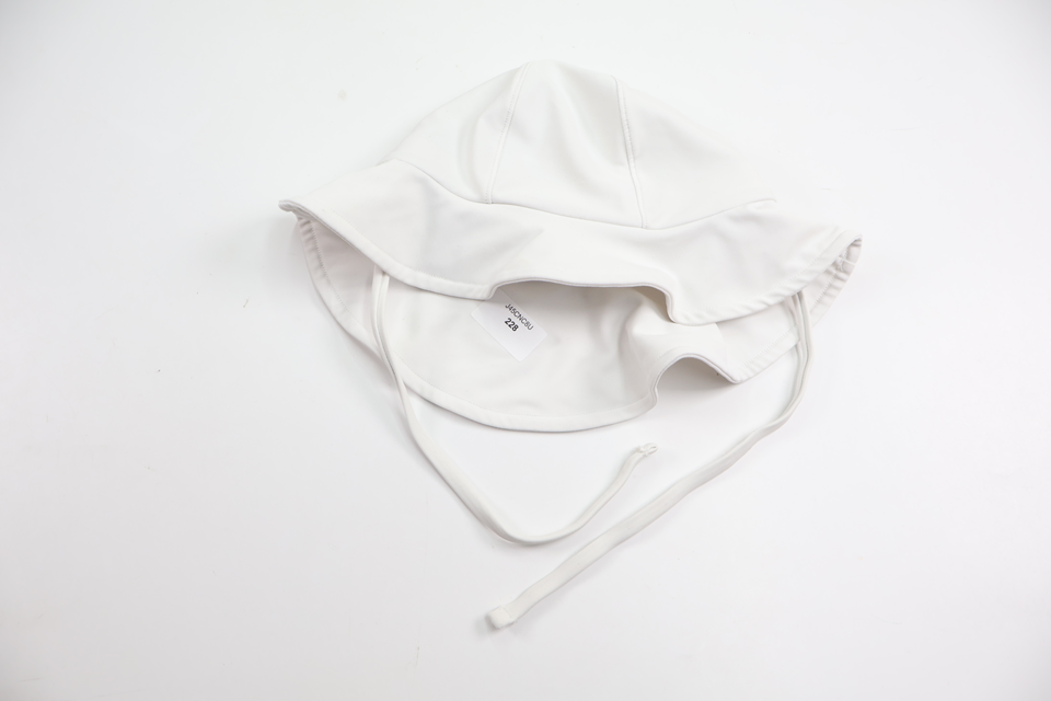 UV-hat/Swim Hat from Kuling - Size 48/50 - White