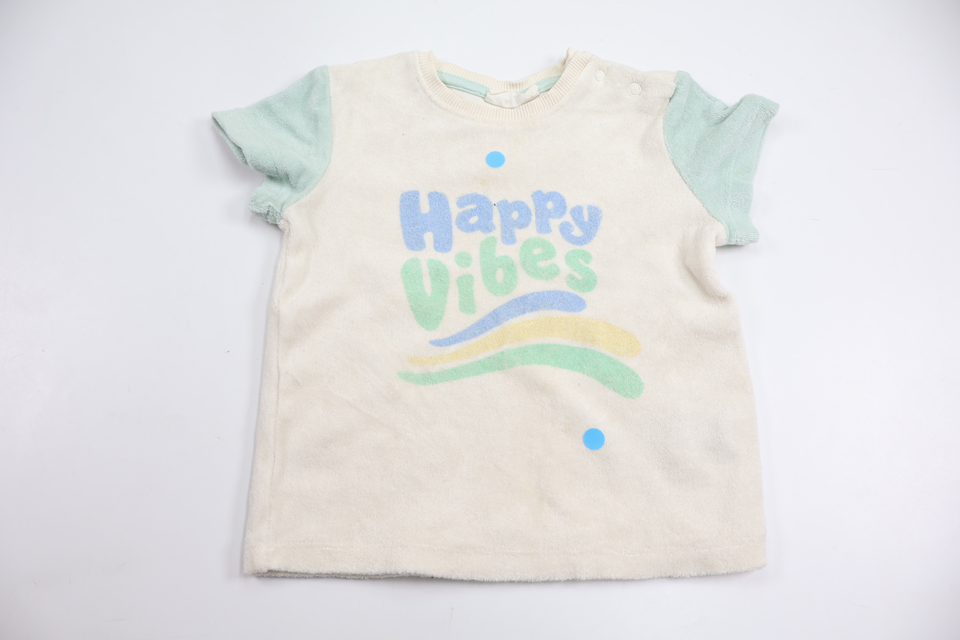 T-shirt i mjuk frotté från Kappahl - Storlek 80 - Benvit