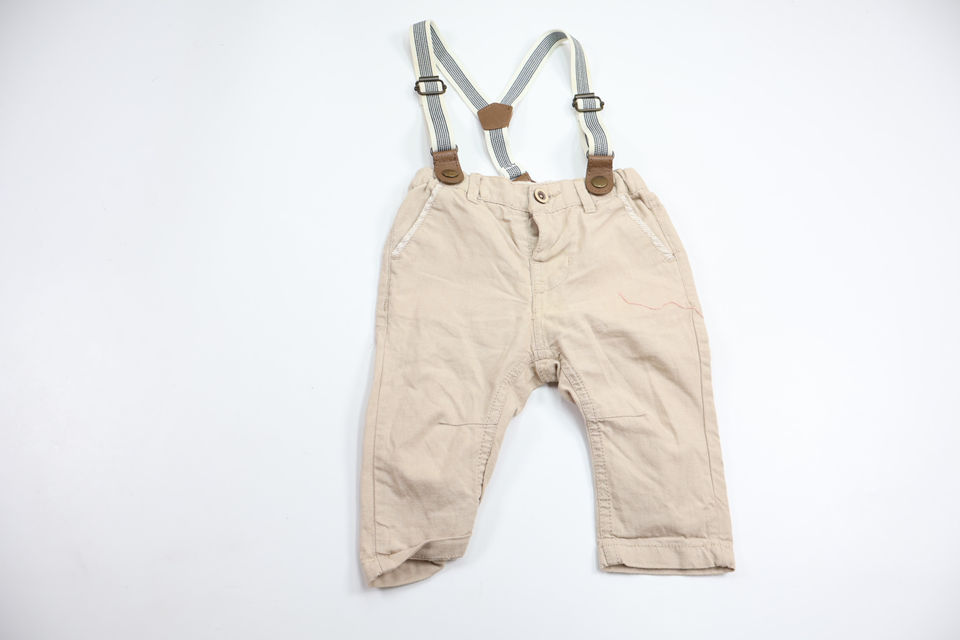 Hängselbyxor från Newbie - Storlek 62 - Beige