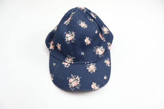 Blommig keps från Newbie - Storlek 48/50 - Marinblå