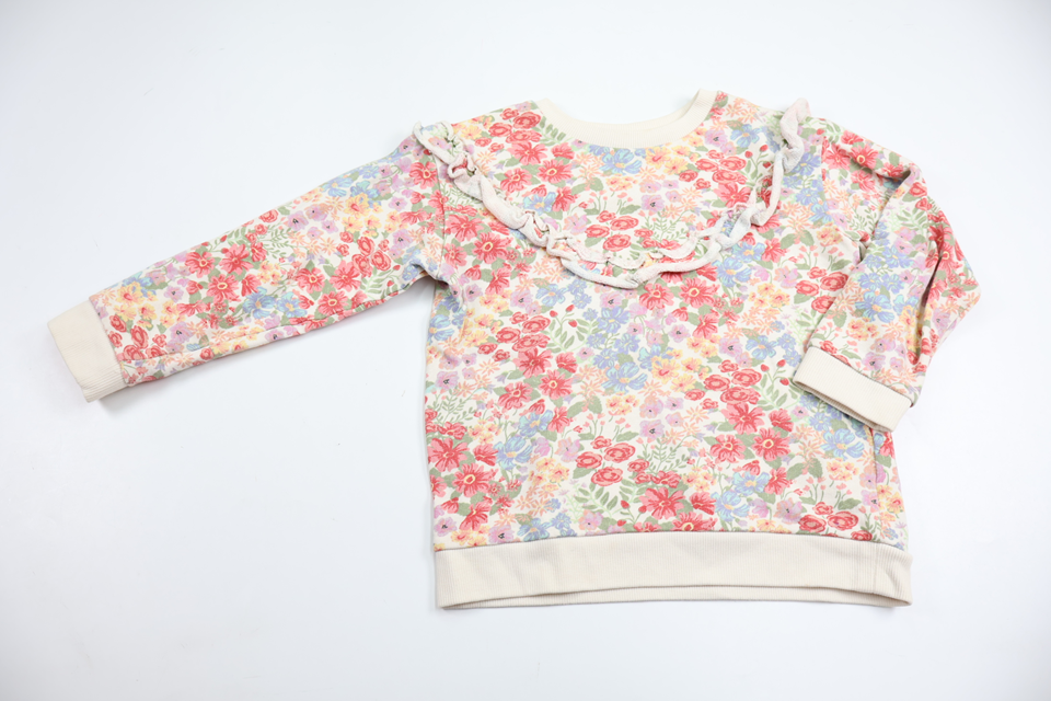 Blommig sweatshirt från H&M - Storlek 104 - Benvit