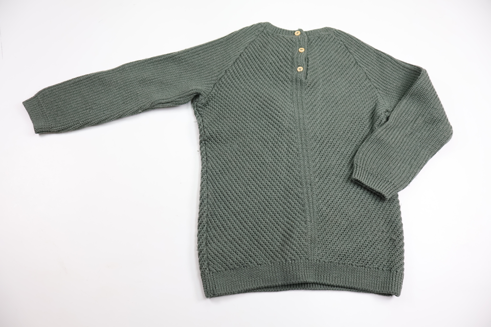 Stickad tröja i 100% ull från H&M - Storlek 104 - Grön